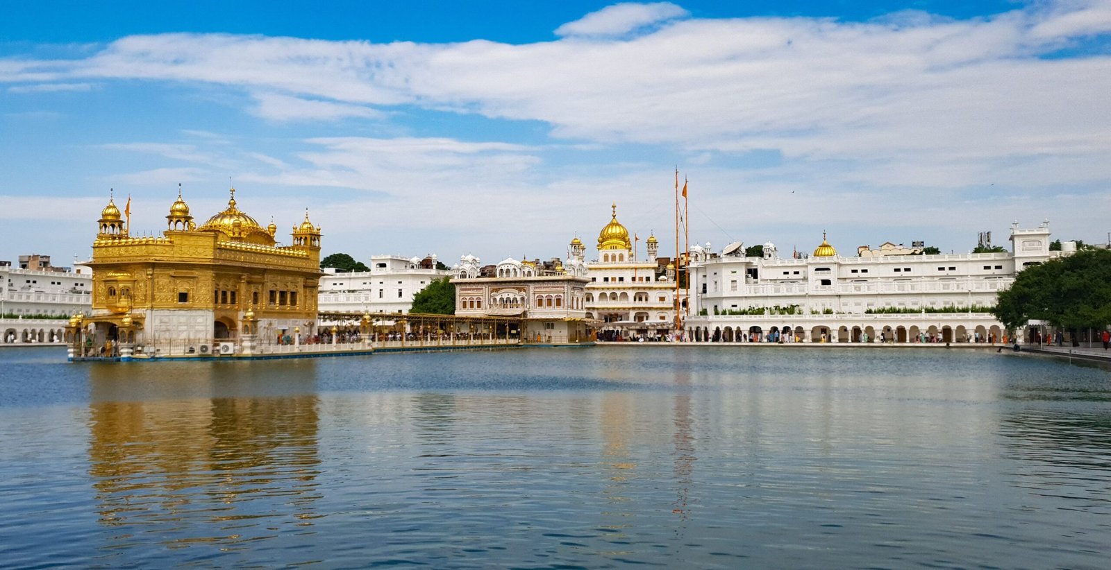 ਸ੍ਰੀ ਹਰਿਮੰਦਰ ਸਾਹਿਬ